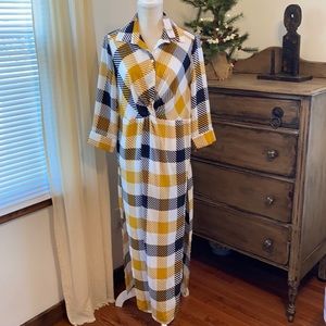 🎄NWT Maxi Dress 🎄